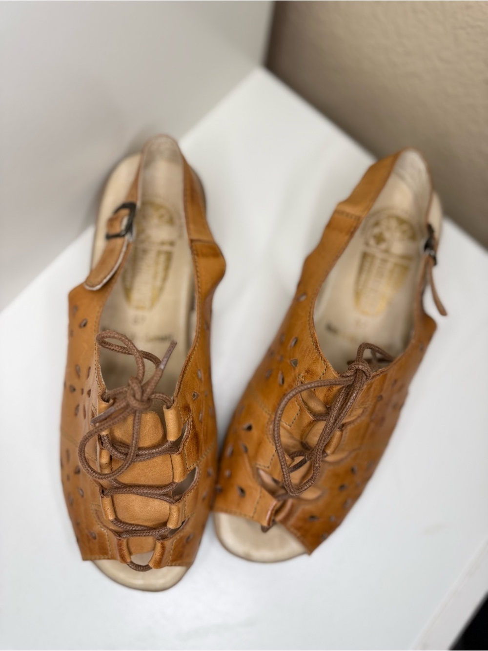 Vintage Worishofer West Germany Tan Leather Lace Up Wedge Sandals EU 37 Boho - Picture 3 of 8
